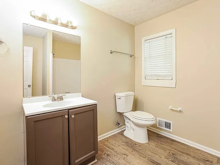 2397 Shire Ct — Photo 4