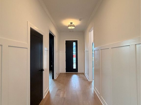 2nd image of 2714 Amaris Ave