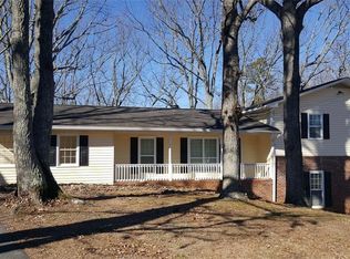 2455 Virginia Heights Dr, Cumming, GA 30041
