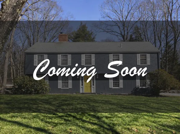 18 Broad Cove Road, Cape Elizabeth, ME 04107