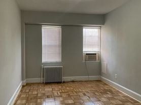 Q Street Apartments