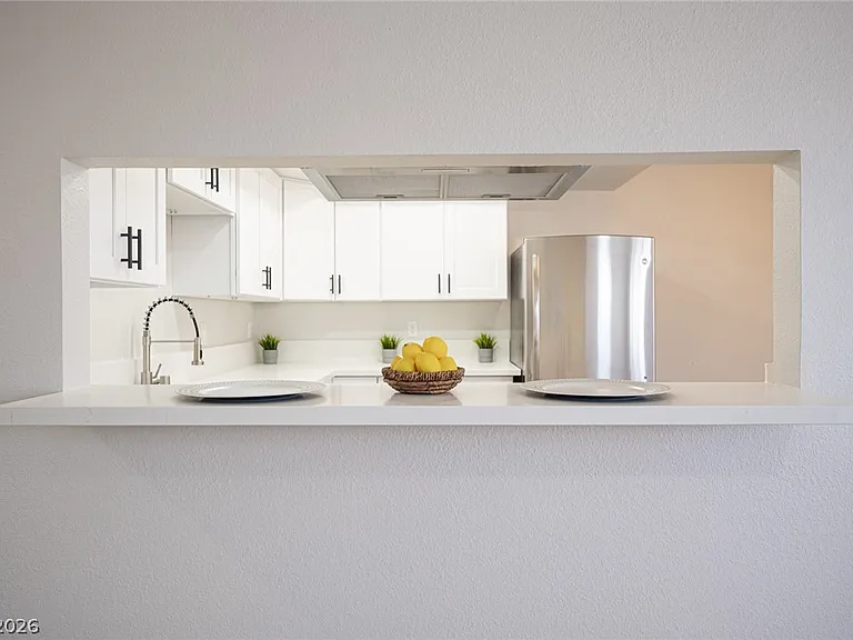 3720 Snorkel Cir #D — Photo 5