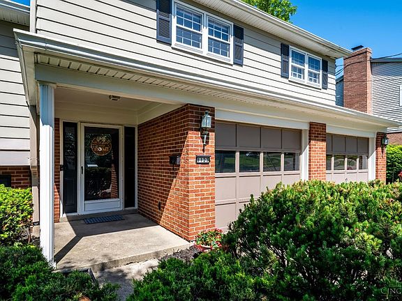 3rd image of 1123 Hilliard Dr