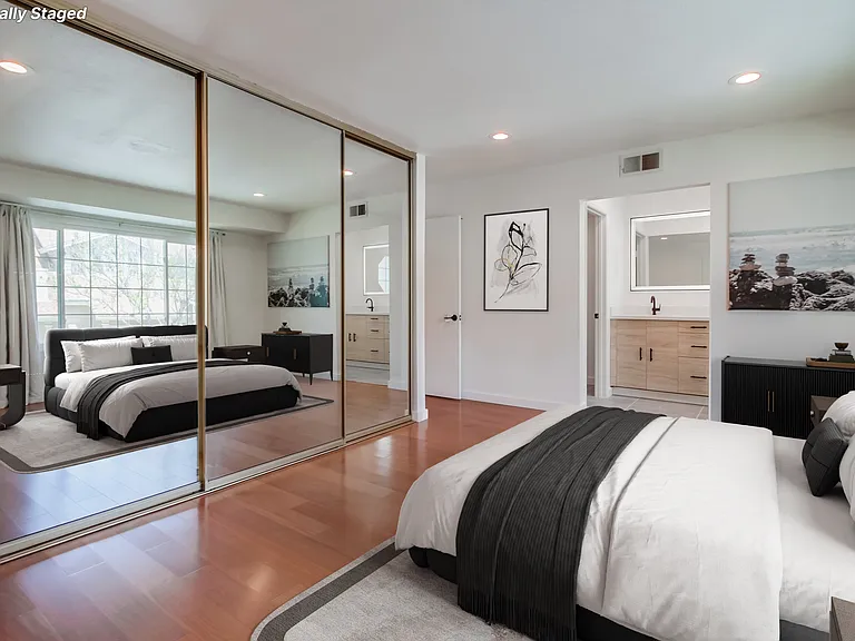 3174 E Fox Run Way — Photo 4