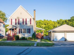 28 Yost St, Johnstown, NY 12095