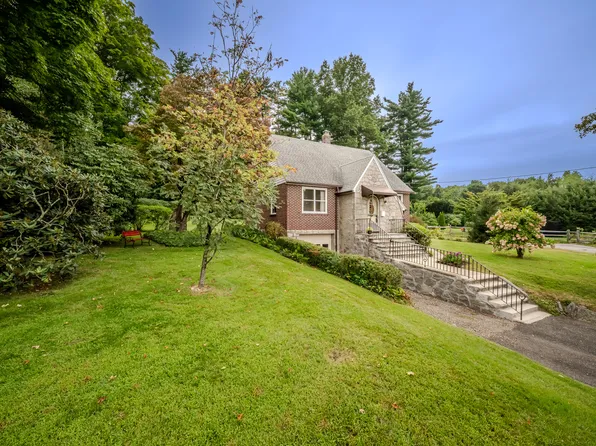 90 Cherry Avenue, Watertown, CT 06795