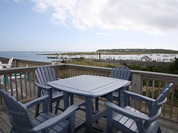 2nd image of 16 Starfish Lane #16