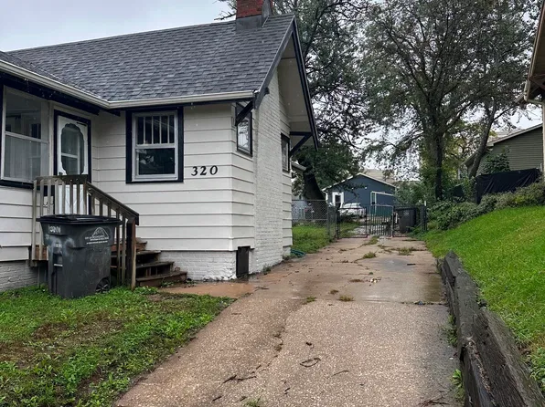 320 Indiana Ave, Des Moines, IA 50314
