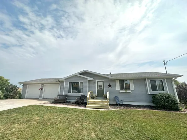 51633 230th St, Glenwood, IA 51534