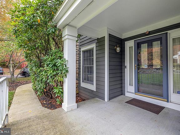 3rd image of 70 Coriander Dr