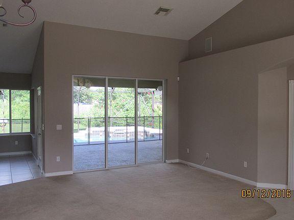 2nd image of 1662 SW California Blvd #1