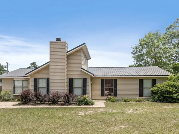 141 Birch Ct, Ozark, AL 36360