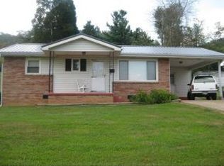 613 Scott St, Rogersville, TN 37857