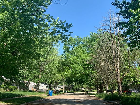 5th image of 8526 Steve Ave