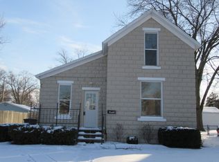 1233 Maple Row, Elkhart, IN 46514