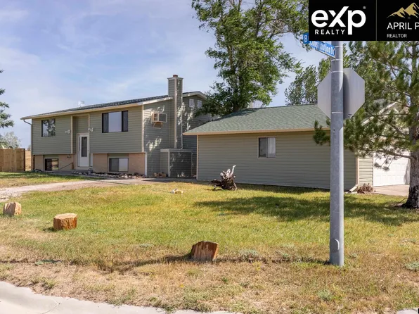 1800 Buckskin Drive, Gillette, WY 82716