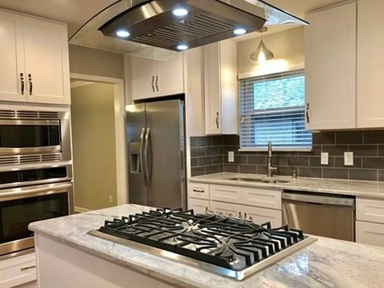 9907 Ridgehaven Dr — Photo 3
