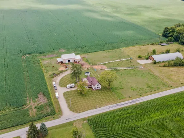 139 E 300 S, Huntington, IN 46750