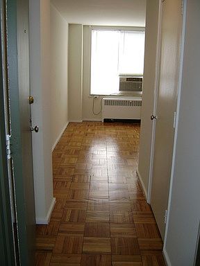 2nd image of 518 E Town St APT 615