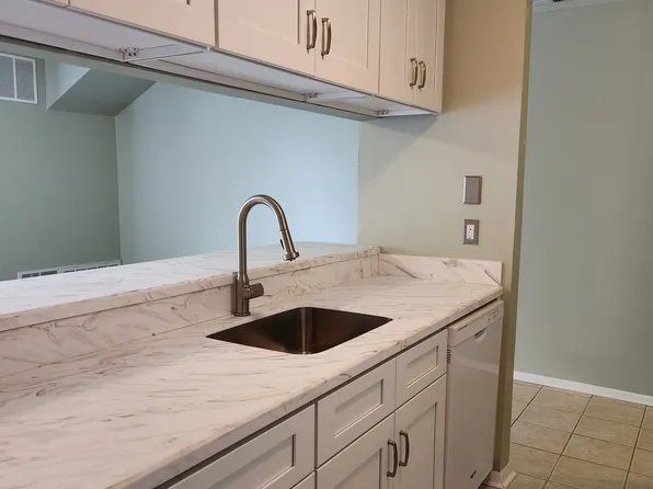 608 Woodhollow Drive # Fl 2nd, Marlton, NJ 08053