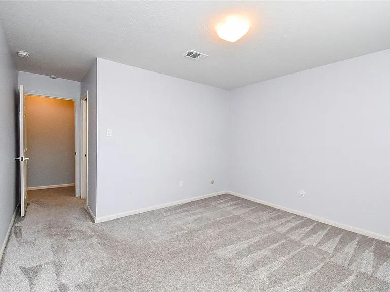 755 Last Arrow Dr — Photo 35