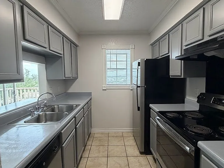 Le Montreaux Apartments — Photo 123