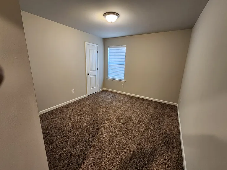 105 Batesburg Way — Photo 17