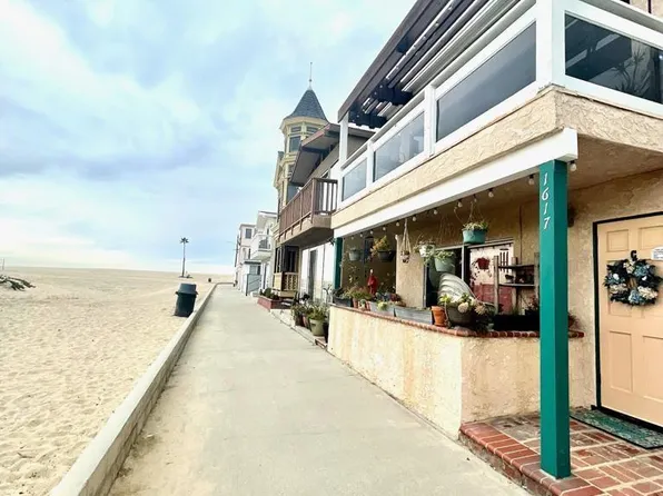 1617 Seal Way #B, Seal Beach, CA 90740