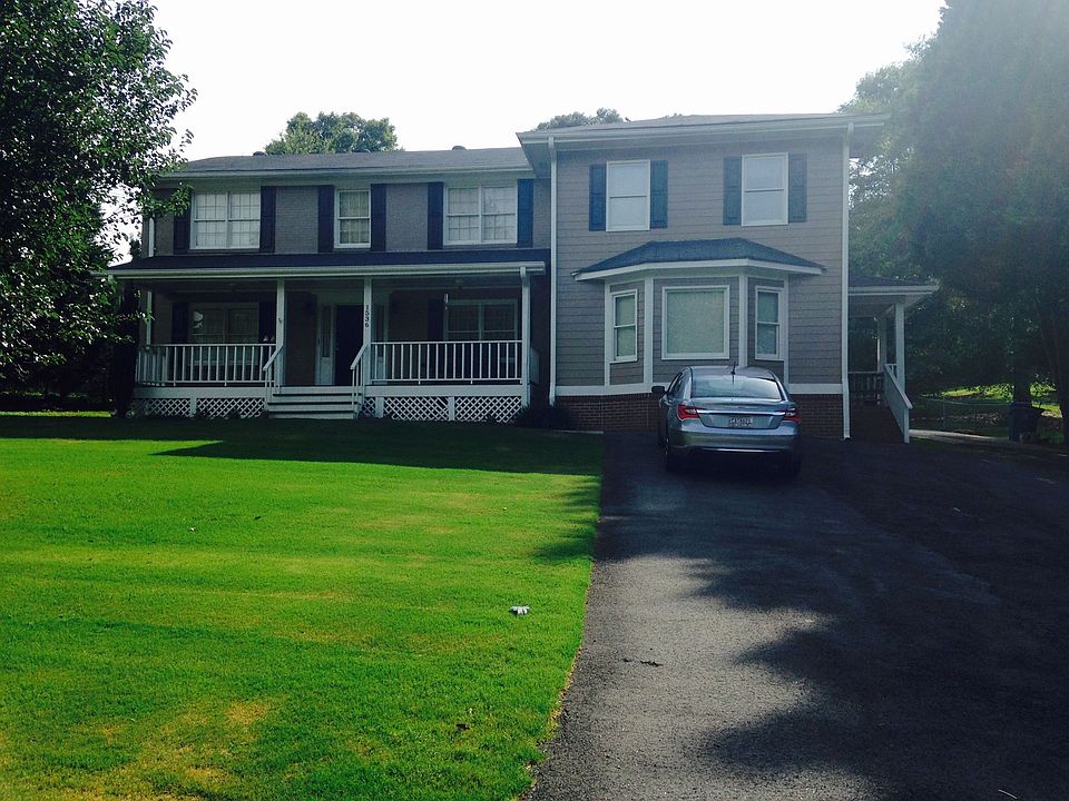 1st image of 1536 Pineview Ln NW