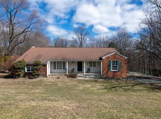 67 Regina Rd, Airmont, NY 10952