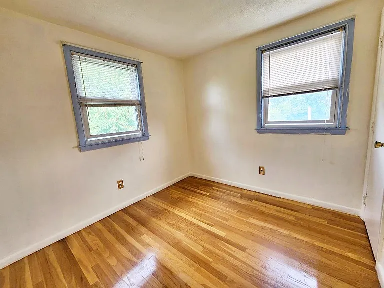 183 Reservoir Ave #2 — Photo 3