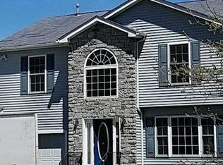 1145 Glade Dr, Long Pond, PA 18334