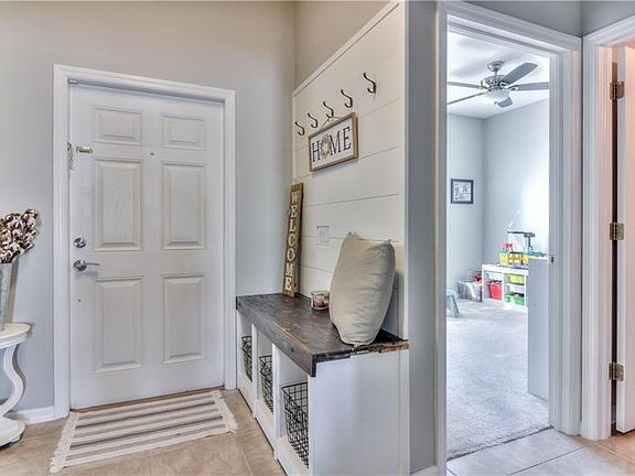3rd image of 428 Summerlyn Dr