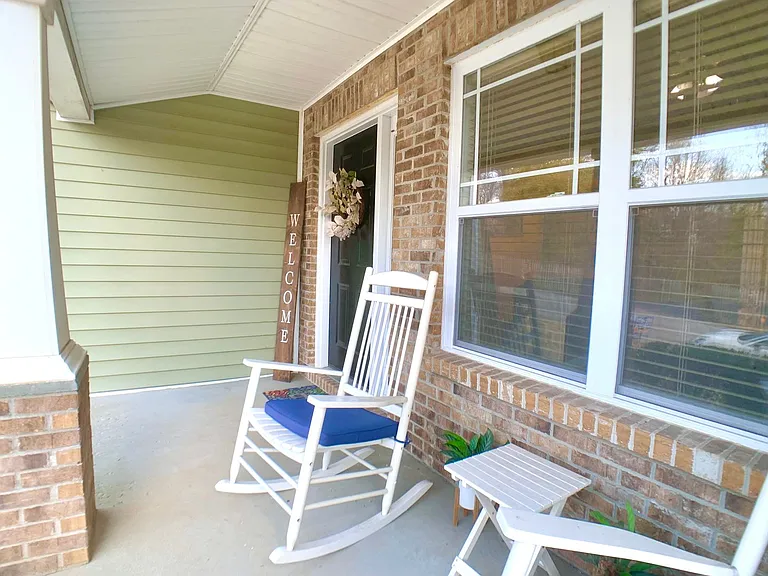 1016 Sunset Dr — Photo 8