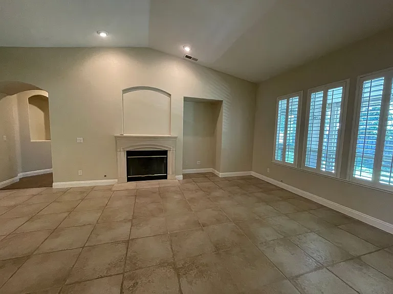 1124 Widgeon Ct — Photo 7