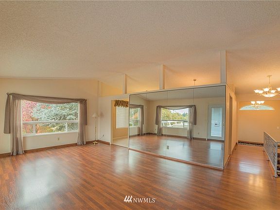 4th image of 1104 SE Dale Street