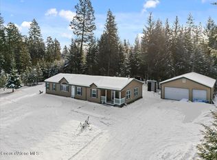 9690 E Howard Rd, Athol, ID 83801