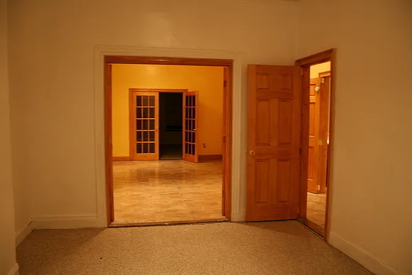 Rented by Transvilla Real Estate & Development Group Inc. | media 18