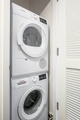 Rented by MNS | media 30