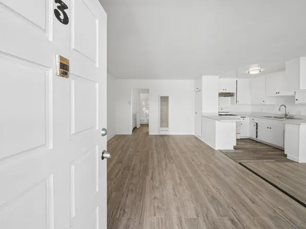 14139 Gilmore St APT 3, Van Nuys, CA 91401