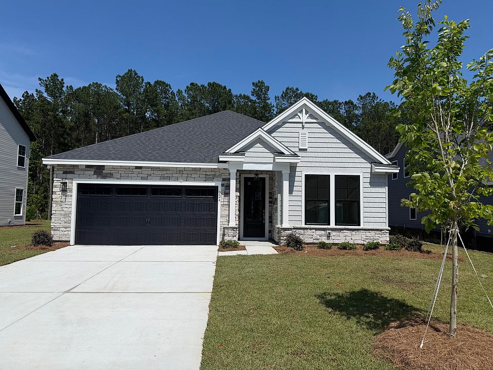 1st image of 224 Creek Pointe Dr