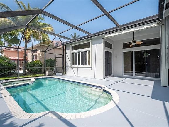 2nd image of 1103 Camellia Cir