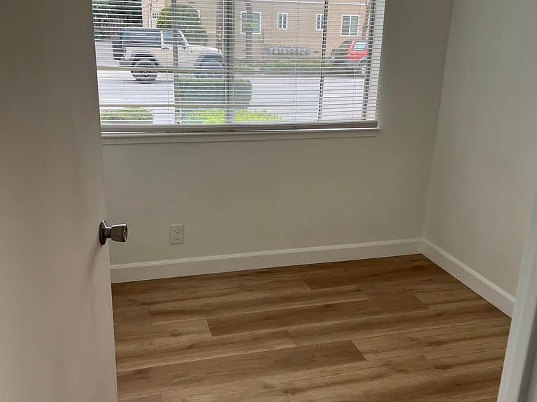1567 Market St #1 — Photo 7