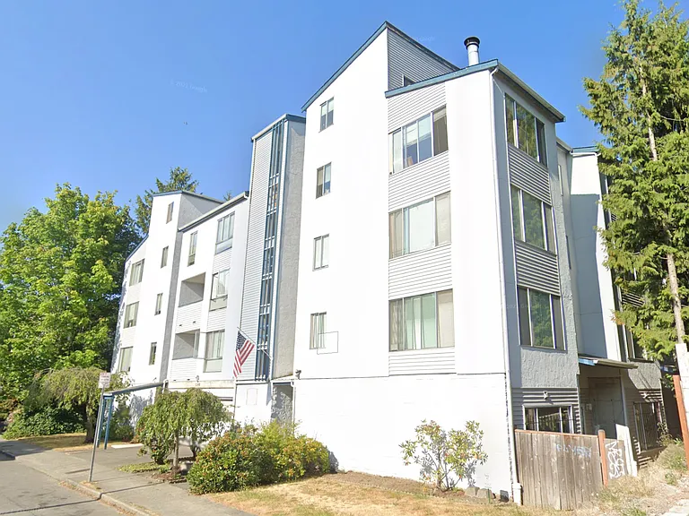 5240 15th Ave NE #306 — Photo 13