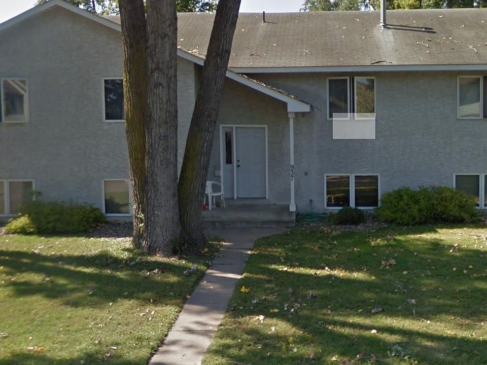 1st image of 937 18th Ave N #3