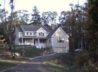 80 Jacques Rd, Tyngsboro, MA 01879