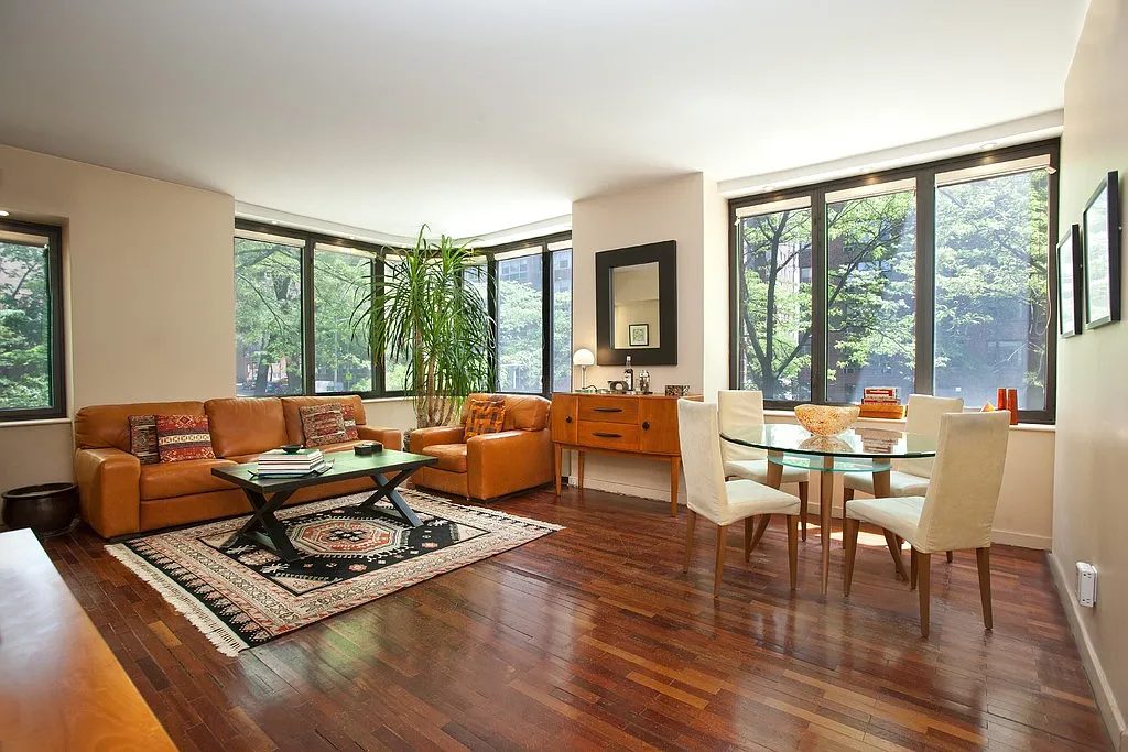 52 E End Ave APT 2A photo 1