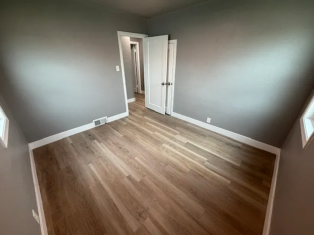 1122 E Denver St — Photo 10