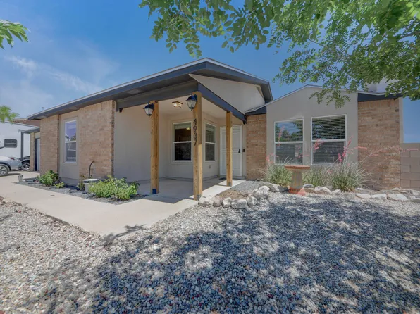 4937 Chromium Dr NE, Rio Rancho, NM 87124
