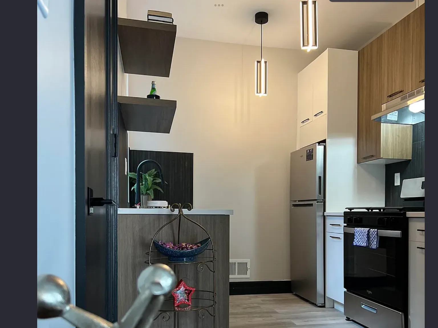 2 bed, 800 sqft, $2,250 — Photo 2